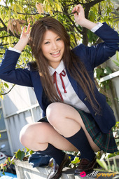 Hot Japanese Schoolgirl Risa Aika