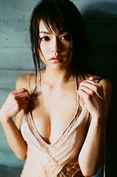 Asian Cutie Yuriko Shiratori