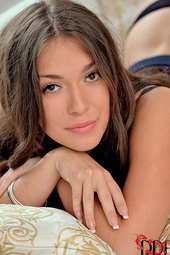 Sweet Babe Mila L Strips