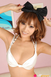 Asuka Kirara Teasing French Maid