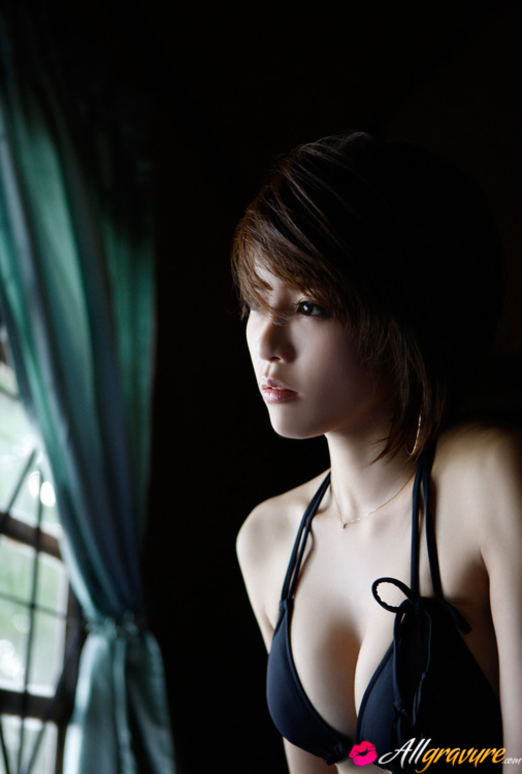 Beauty Asian Girl Yumiko Shaku 03