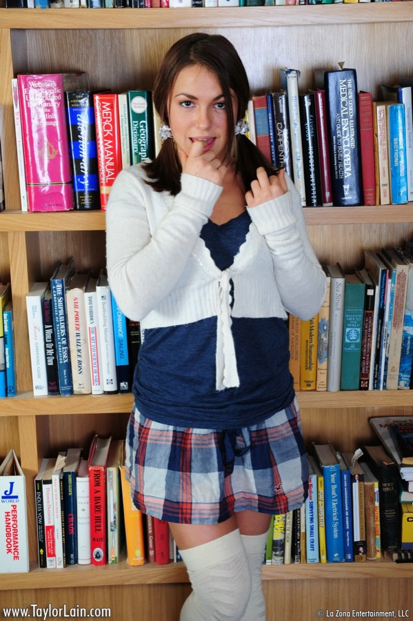 Sexy Librarian 01