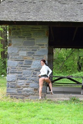 Outdoor upskirts