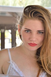 Erotic Amateur Girl Misty