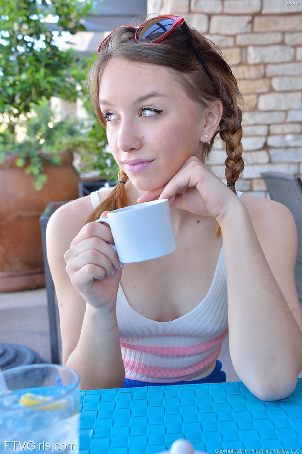 Aurora Flashing In Public 13