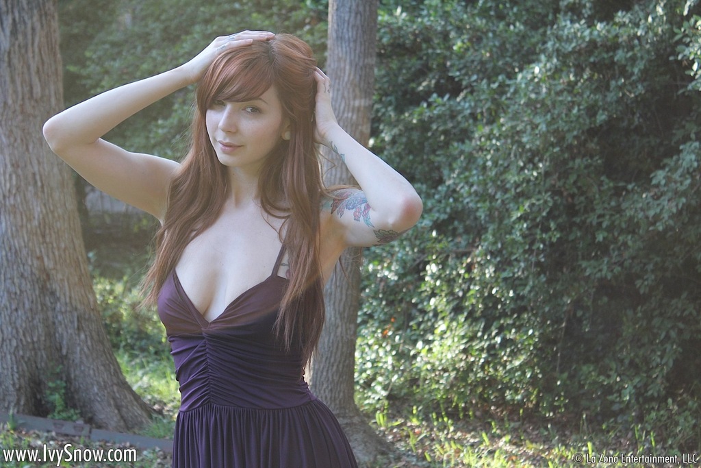 Ivy Snow Slides Out Of Her Purple Dress 01