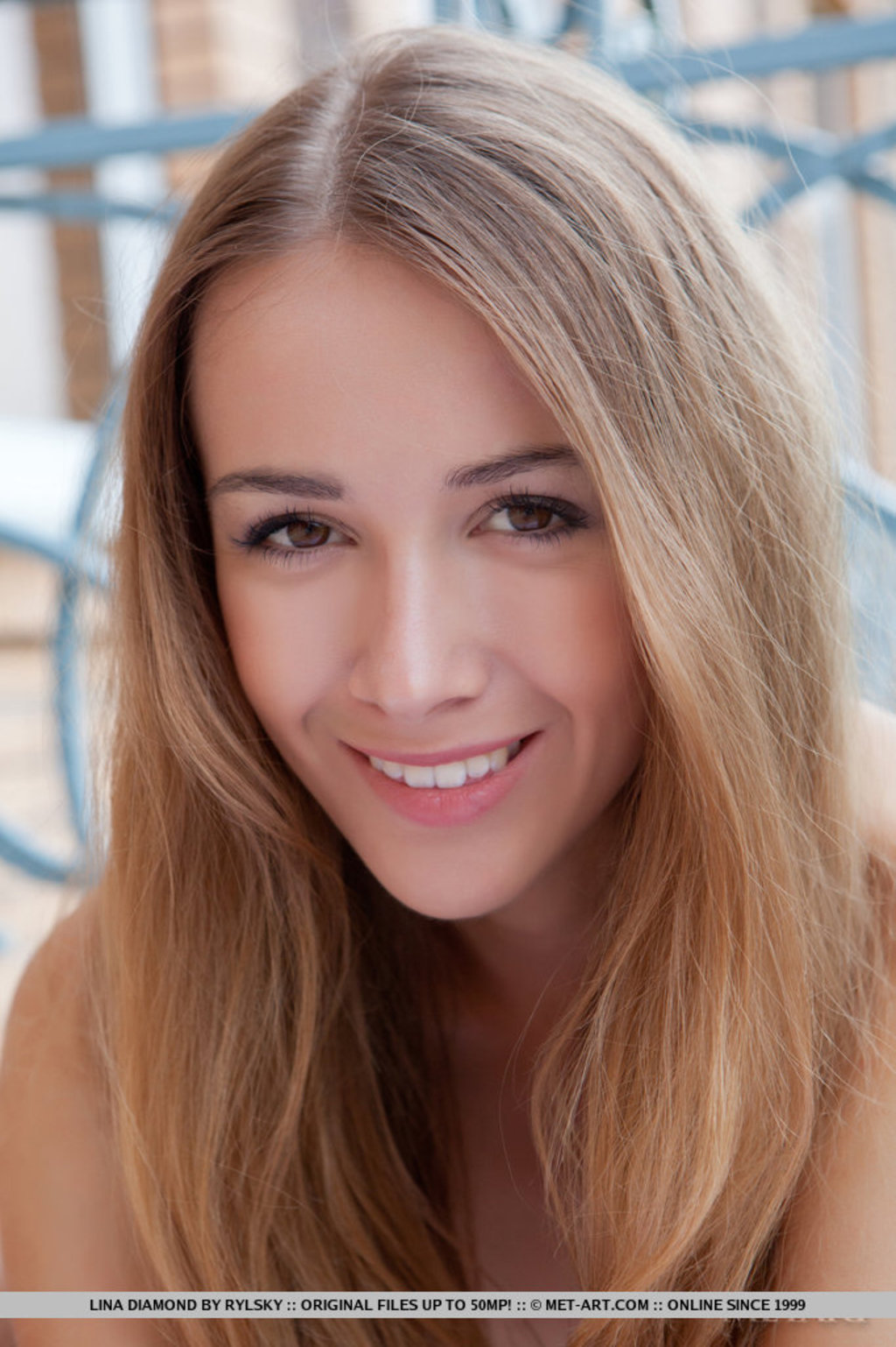 Sweet Teen Babe Lina Diamond Nice Pussy 01