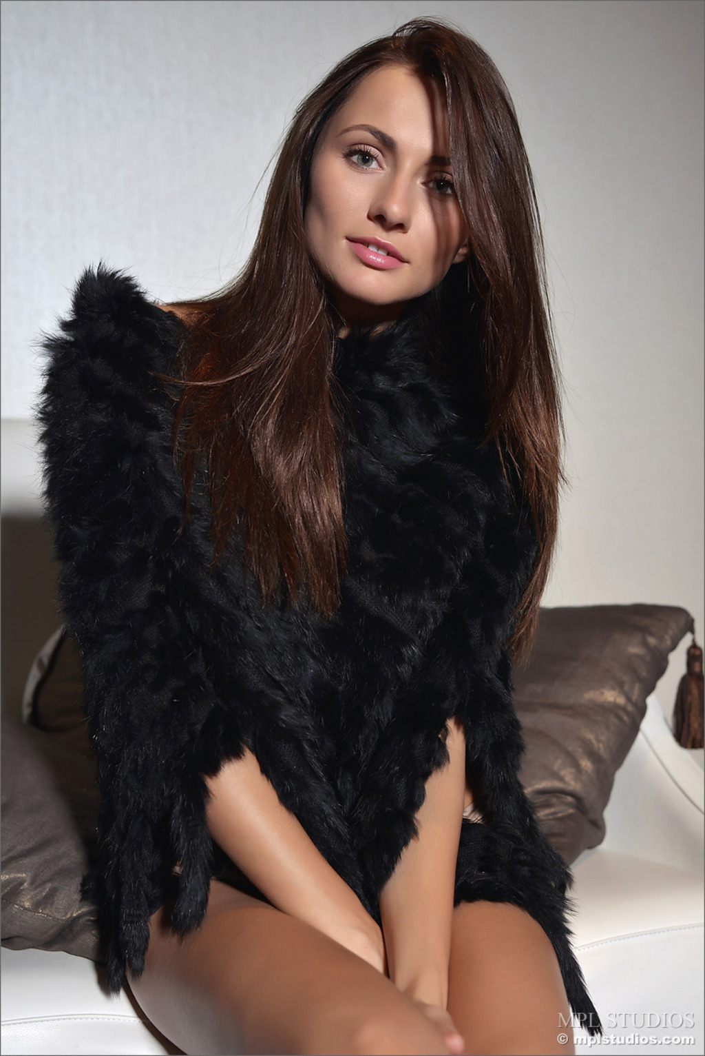Hot Beauty Michaela Isizzu 01