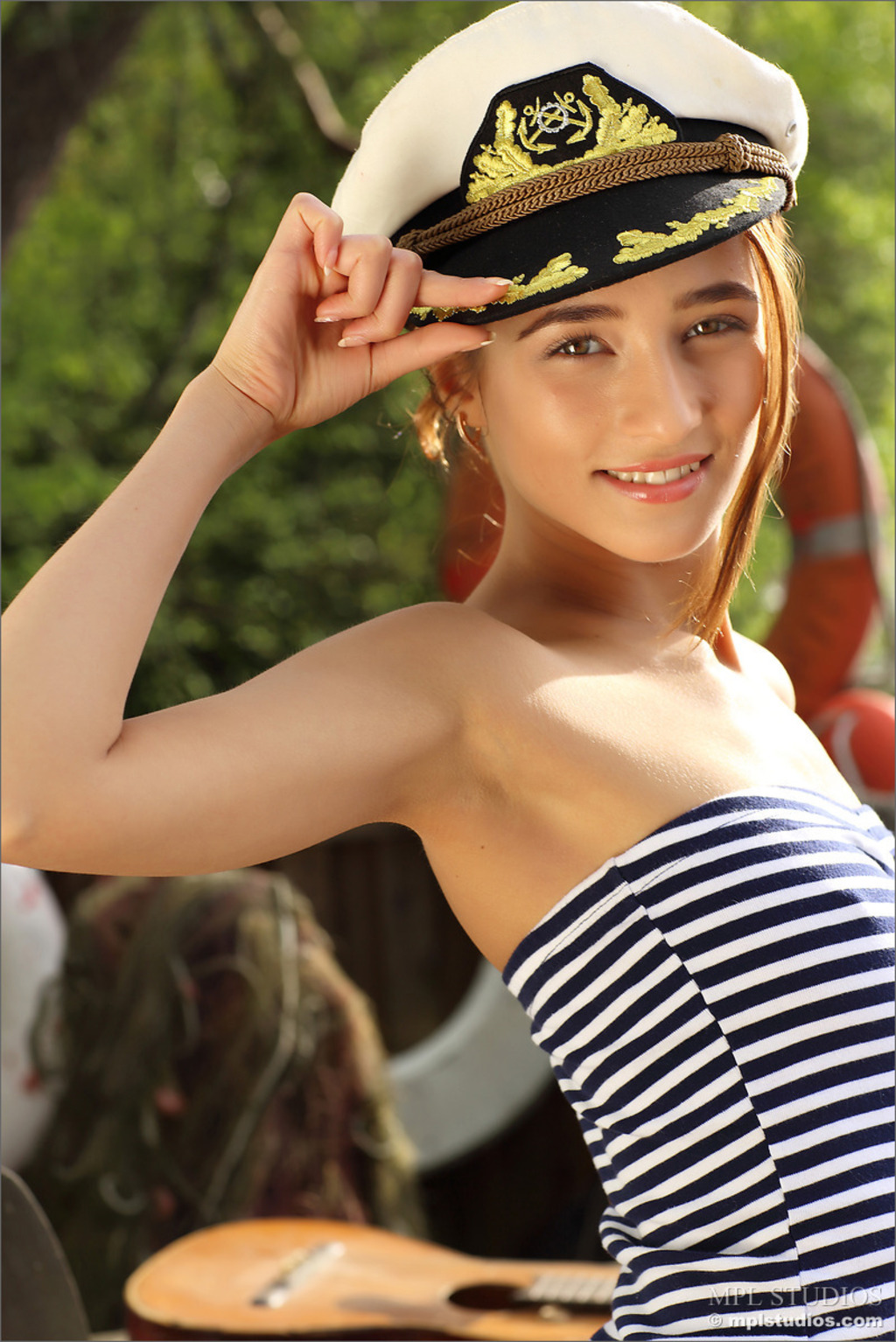 Sexy Sailor Layla 01