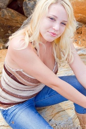 Big natural teen boobs