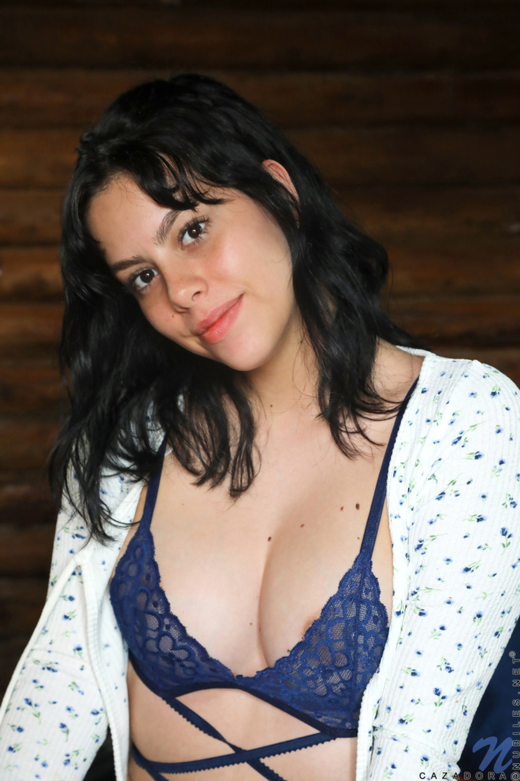 Cazadora In Bed 02