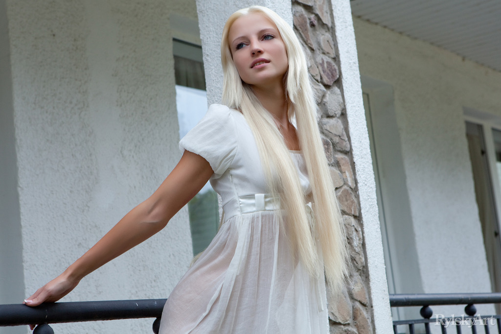 Alysha Takes Off Her Clothes On The Balcony 04