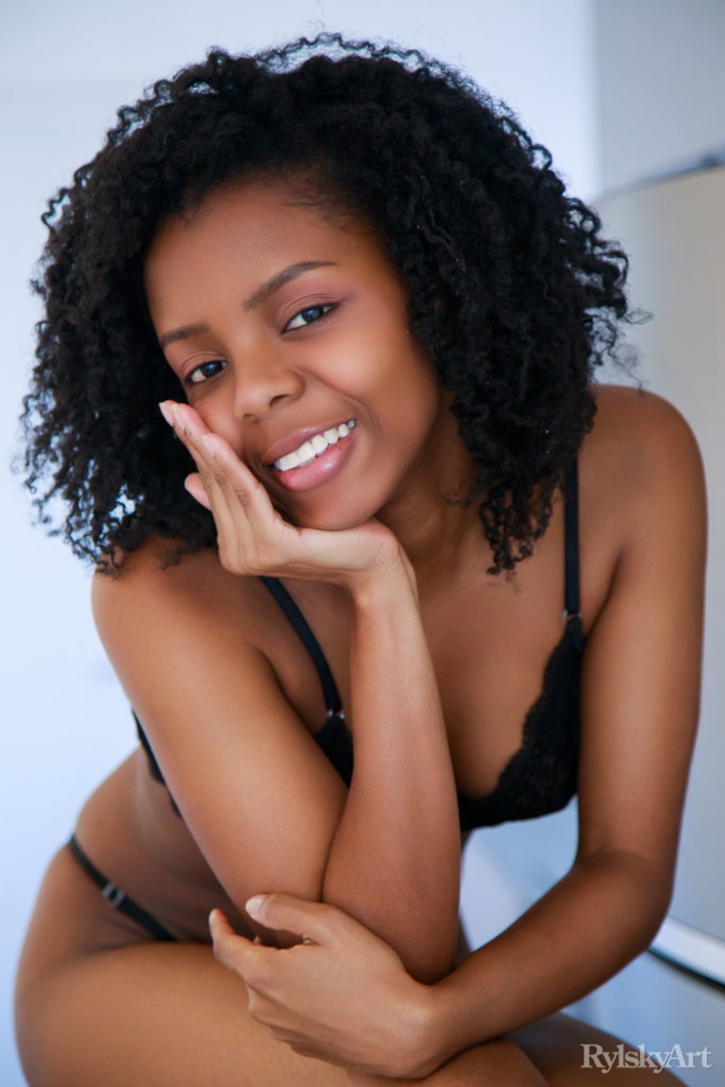 Sukki T In Esta Bien 01