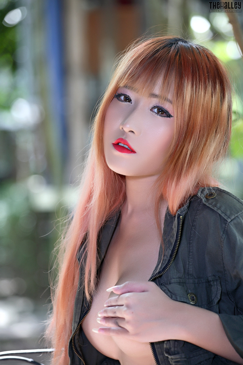Asian Model Mayrita 04