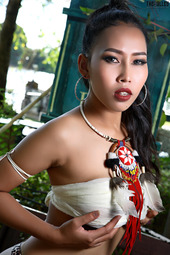 The Black Alley Model Nicha