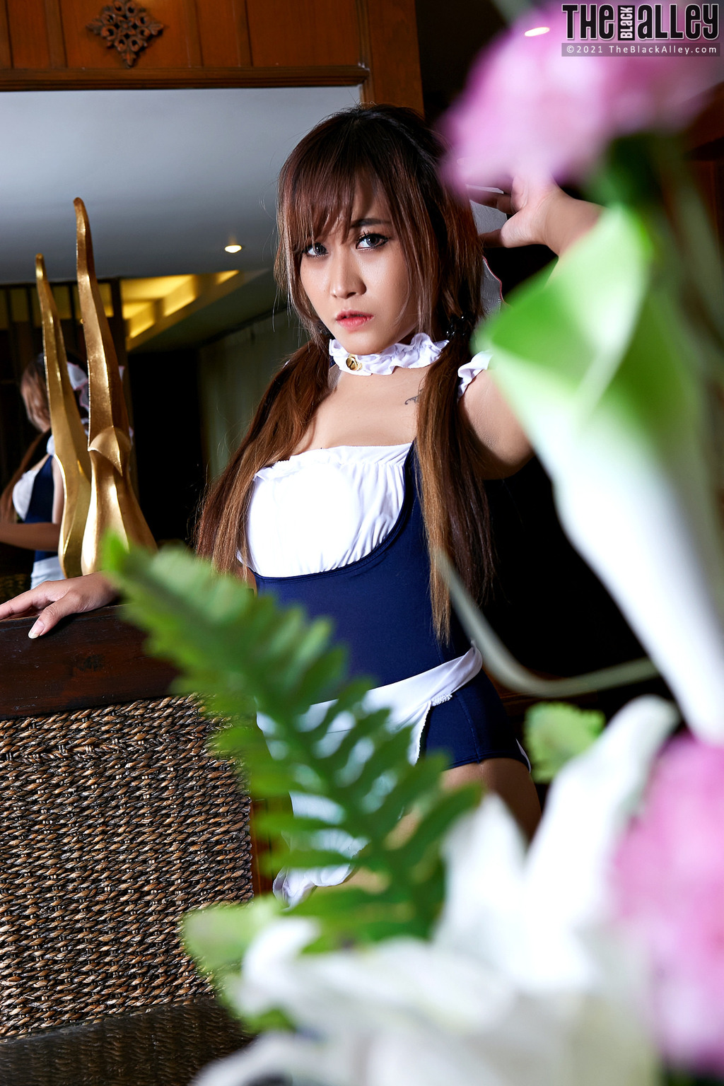 Mayrita Asian Maid 02
