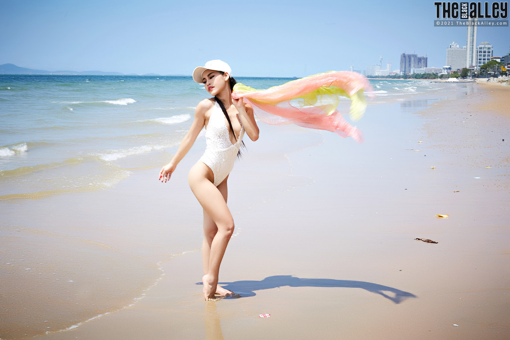 Lemon On The Beach 04