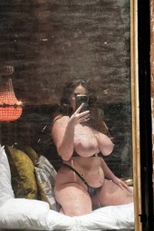 Cheeky British Lucy Vixen