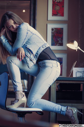 Lana Lea In Jeans