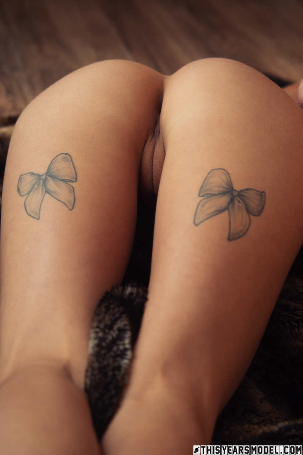 Art Nudes With Emma Hix 08