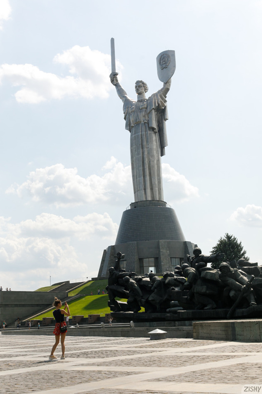 Marcela Motherland Monuments 09