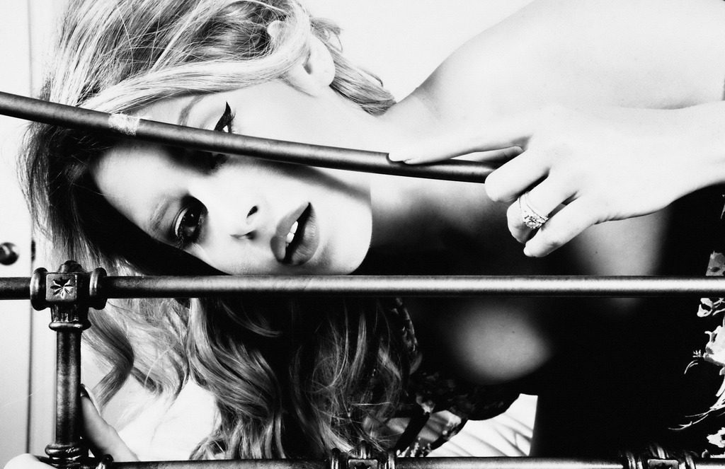 Renee Olstead 10