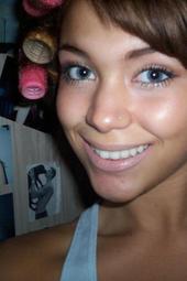 Sexy Blue-eyed Teen Girl 