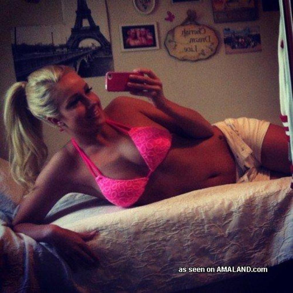 Sexy Little Amateur Girls 09