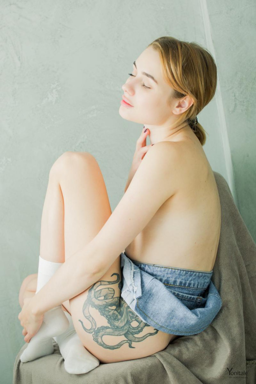 Akari Y In Milk 13