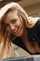 Kendra Sunderland In Talk To Me