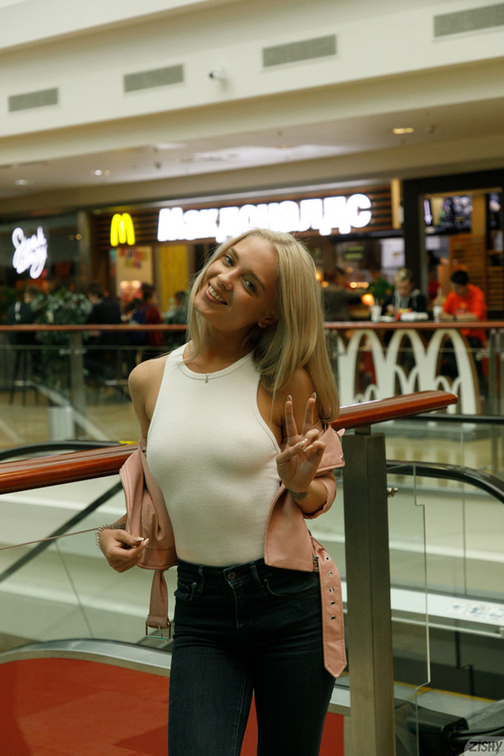 Marcela Gaona & Katya Nesterova 01